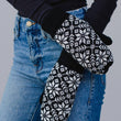 Load image into Gallery viewer, P.A Co. - Snowflake Mittens