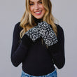 Load image into Gallery viewer, P.A Co. - Snowflake Mittens