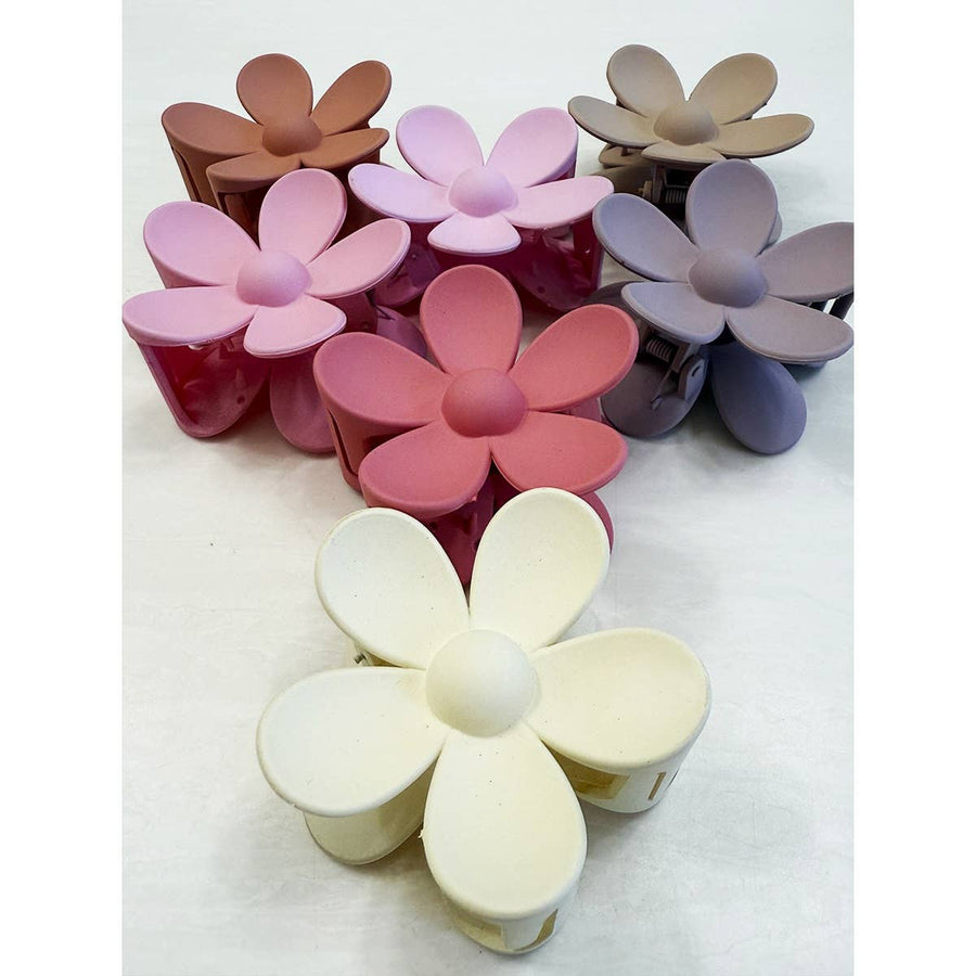 Matte Daisy Hair Clips