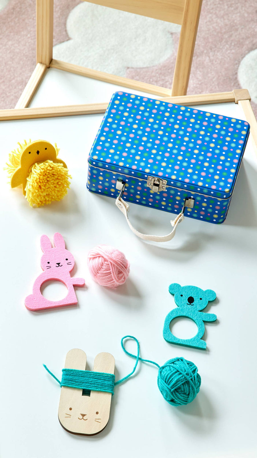 Crafts: Pom-Pom Friends