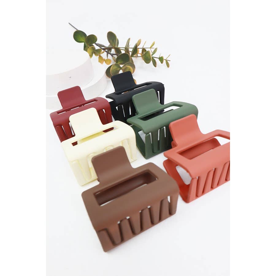 Matte Small Rectangle Hair Claw