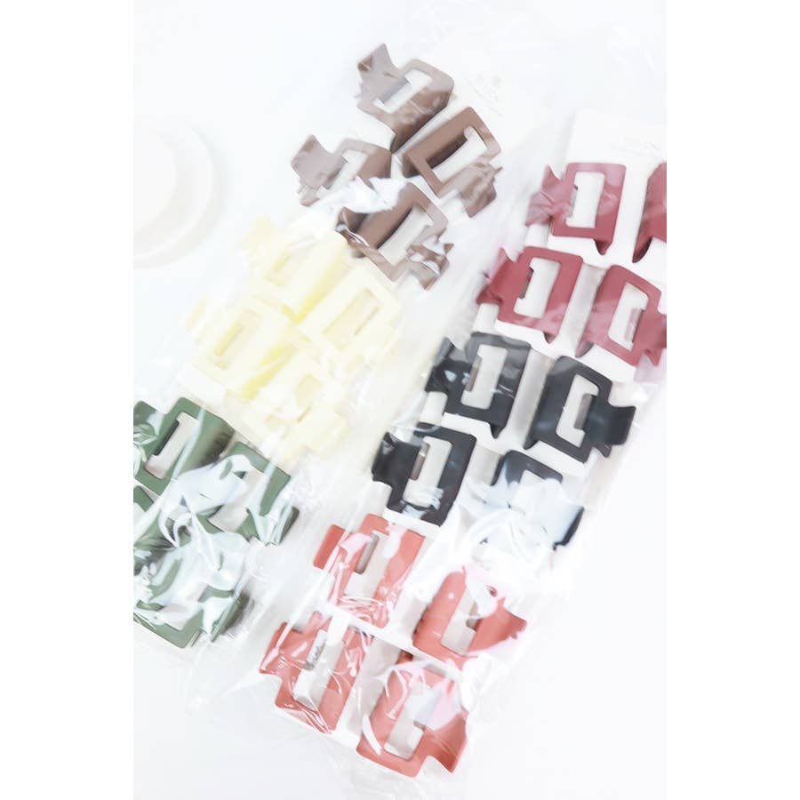 Matte Small Rectangle Hair Claw