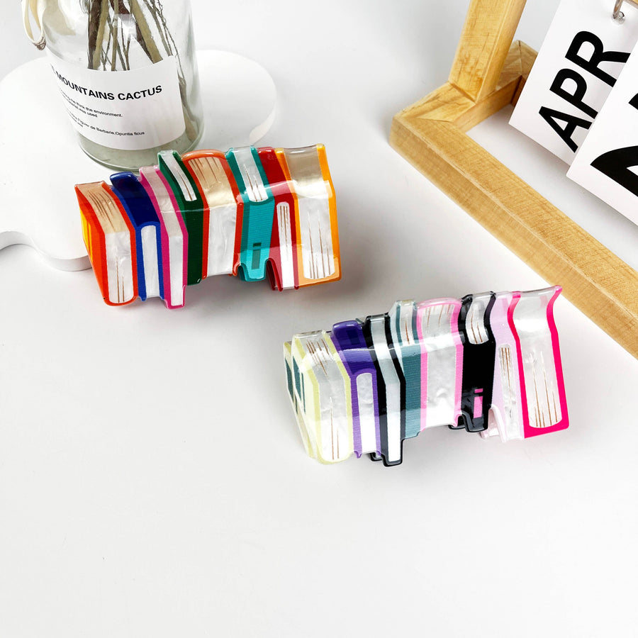 Book Hair claw clip